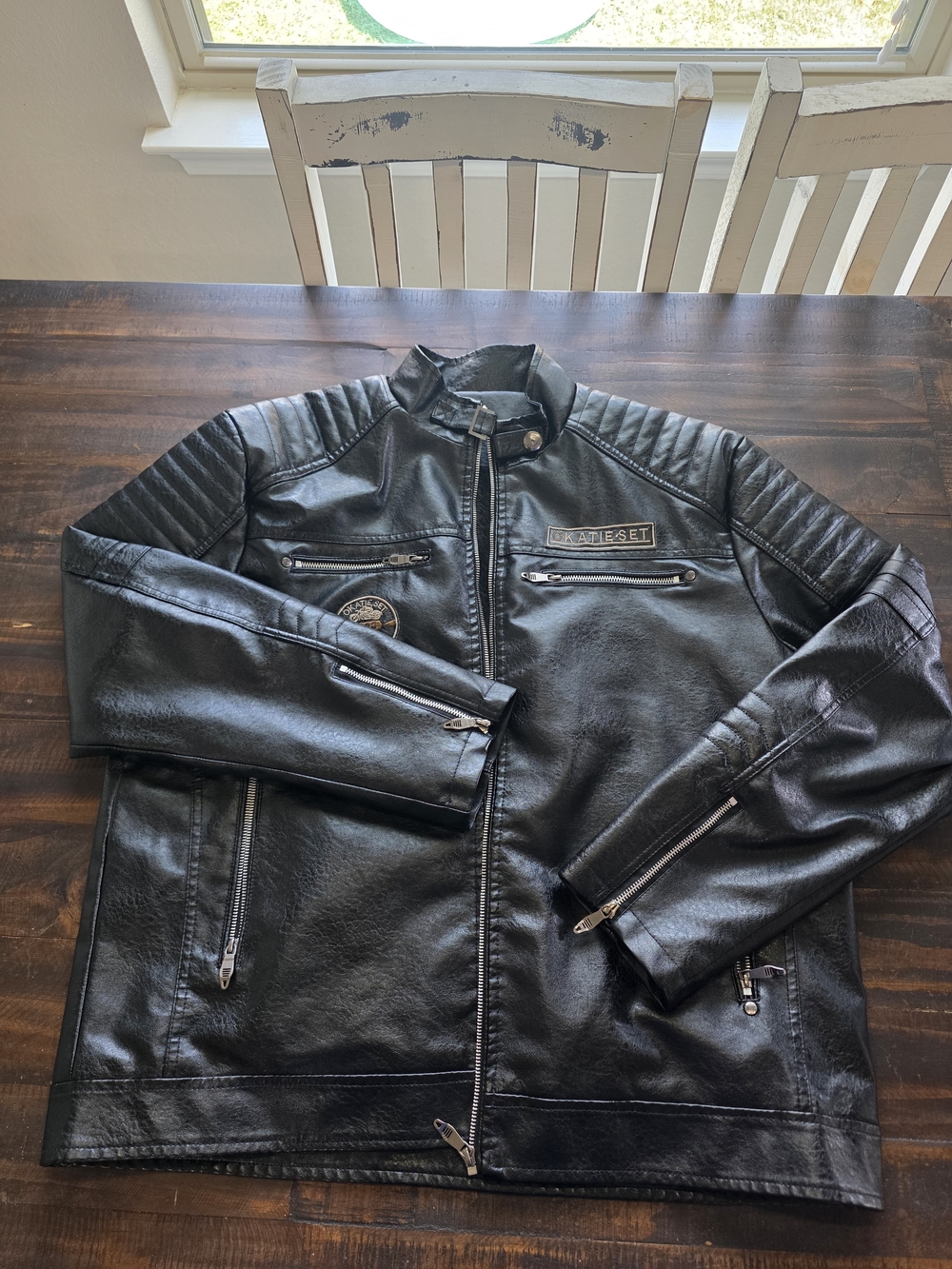 OKATIE-SET Men’s XXL Black Faux Leather Moto Cafe Racer Jacket.